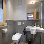 Alpine Retreat In Rossberg Chalet Neukirchen am Großvenediger