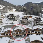 Chalet Alpine Retreat In Rossberg
