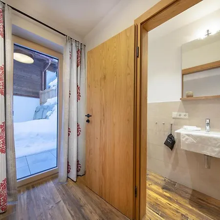 Alpine Retreat In Rossberg Chalet