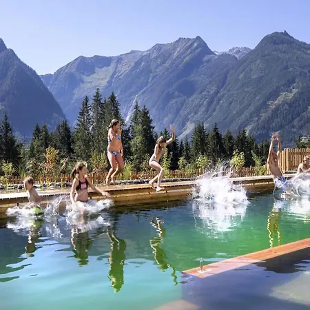 Chalet Alpine Retreat In Rossberg *